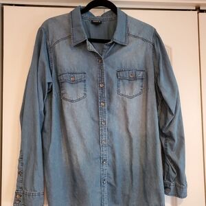 Torrid Size 1 Chambray Long Sleeve Shirt